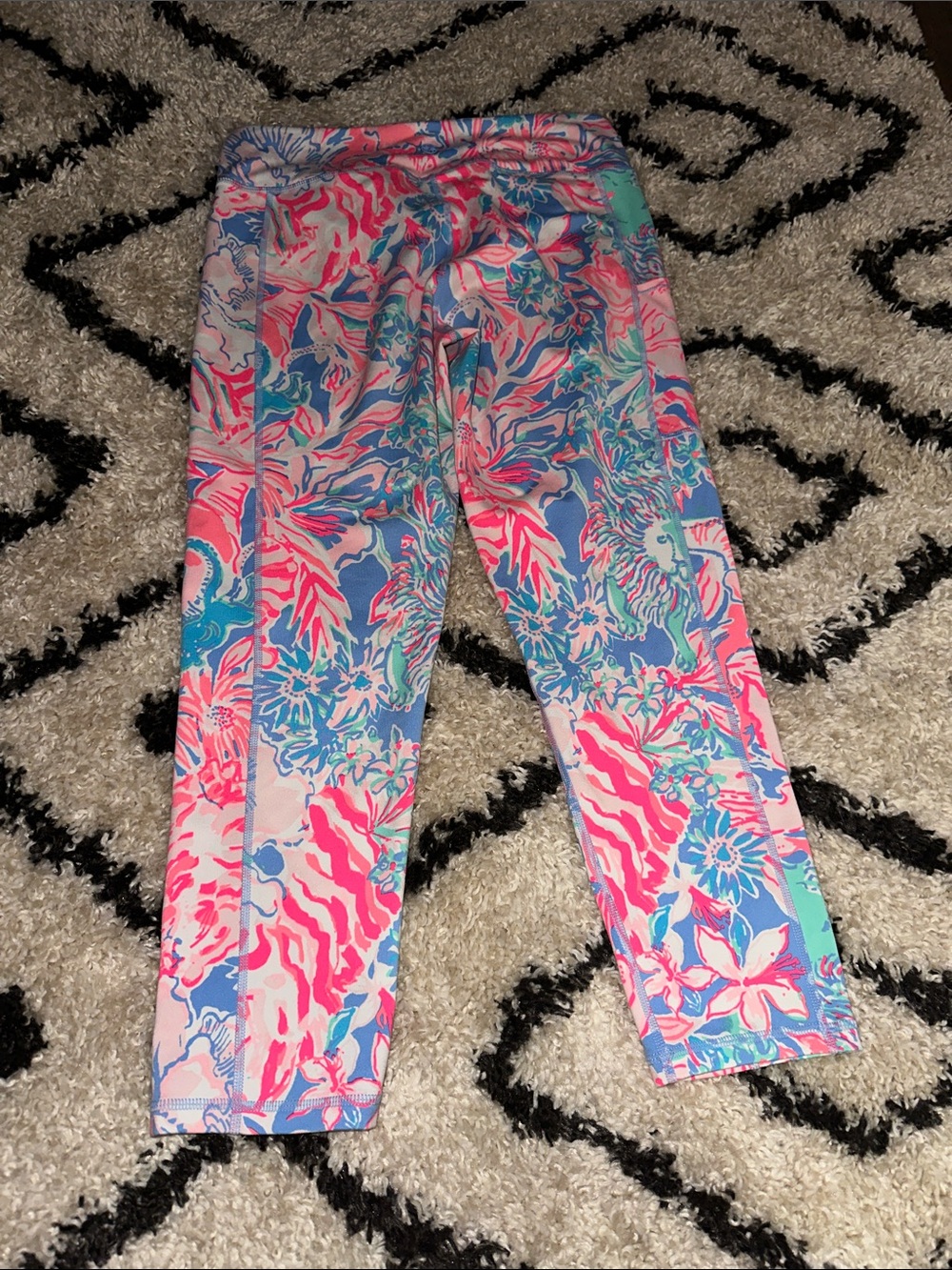 Lilly Pulitzer Luxletic - Picture 2 of 3
